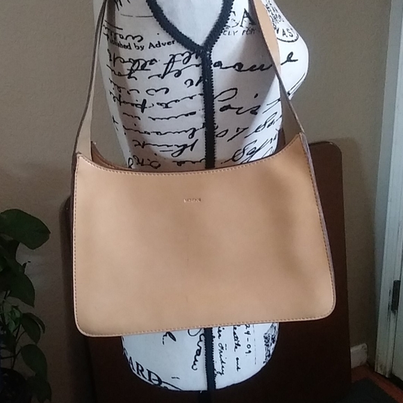 Purse - Picture 2 of 4